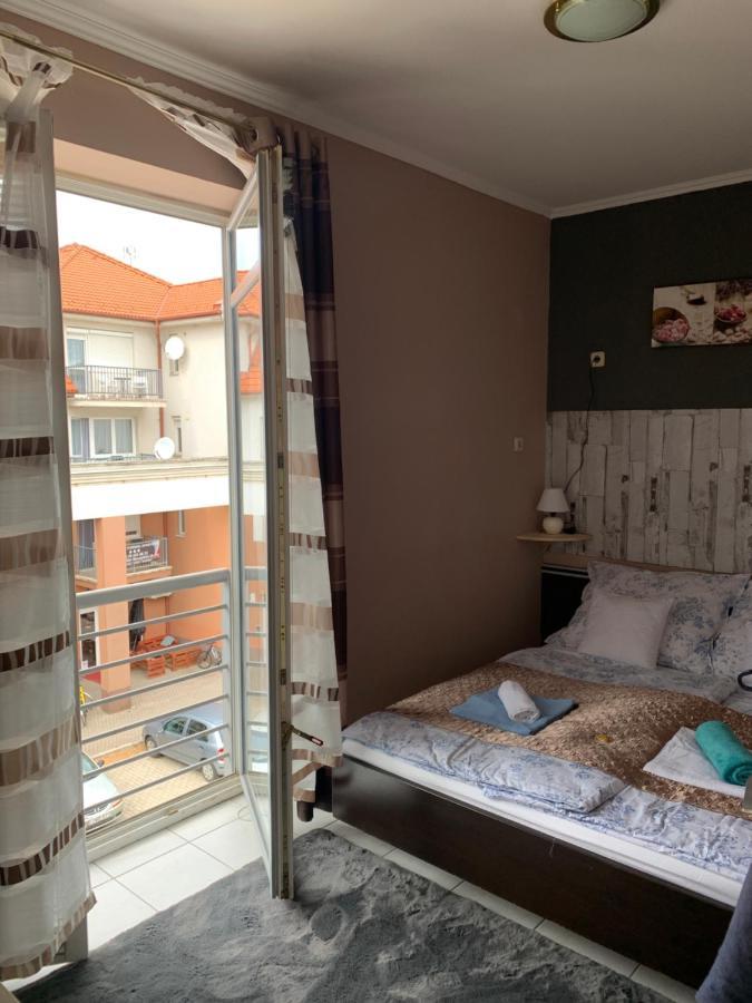 Furo-Lak 1 Apartman Hajdúszoboszló Exteriér fotografie